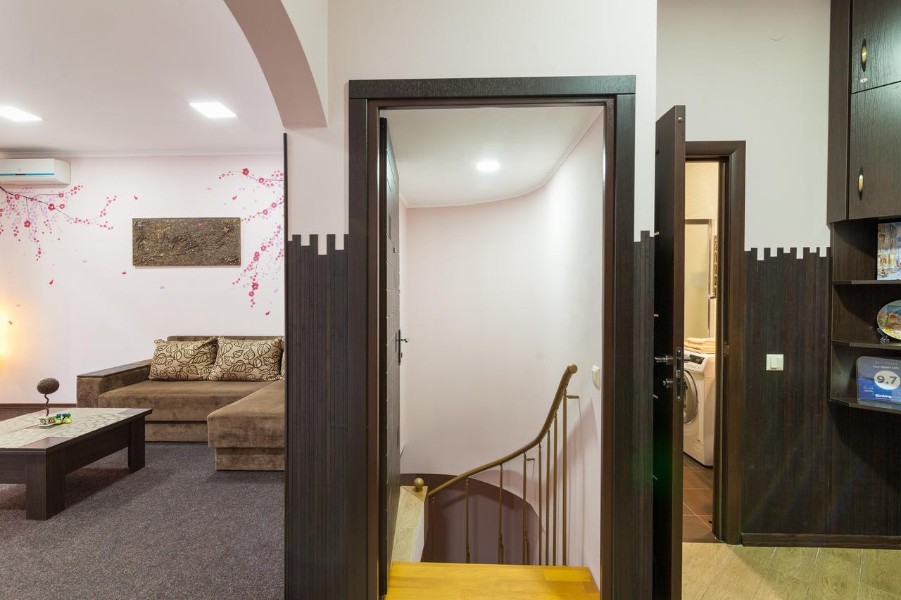 Lux Apart Lviv Apartments Eksteriør bilde