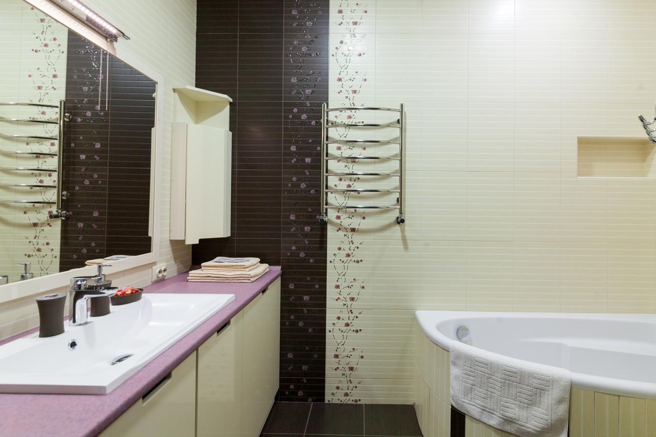 Lux Apart Lviv Apartments Eksteriør bilde